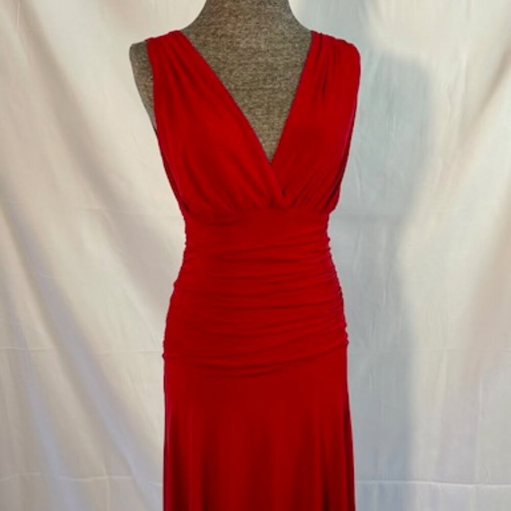 Linda Lundström - Vintage Red Dress